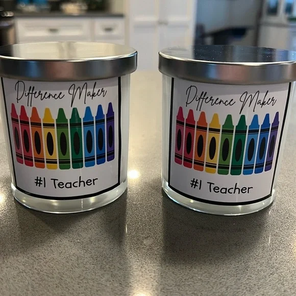 🎄🎁BUY NOW! Hand Made 7 oz hand poured candle with 100% soy wax & a wooden wick - Picture 15 of 16